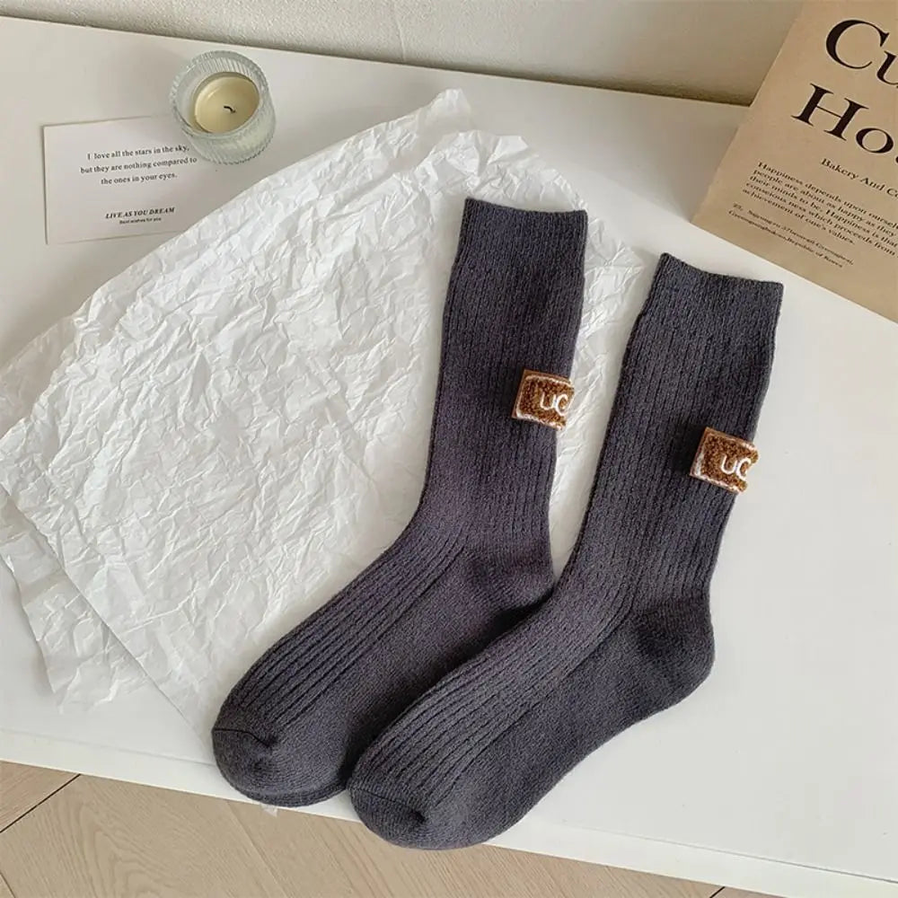 Cozy Comfort: Die Must-Have UG* Crew Socken für entspannte Tage