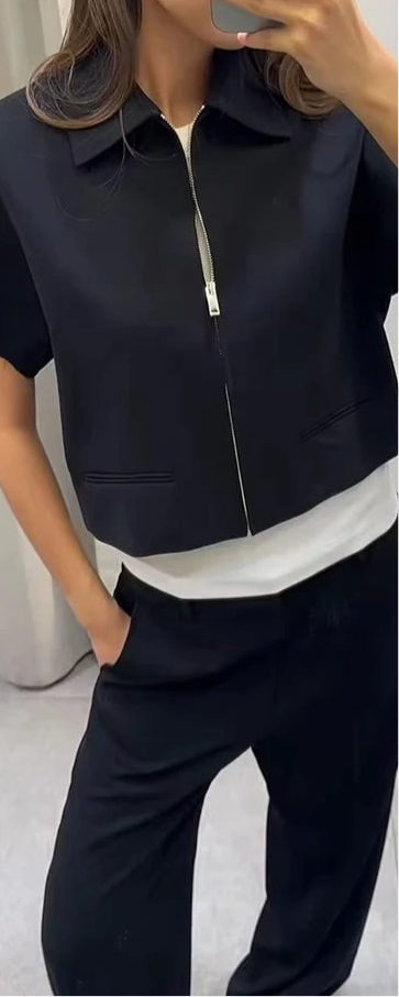 Fashion Set für Frauen Minimalistisch & Modern