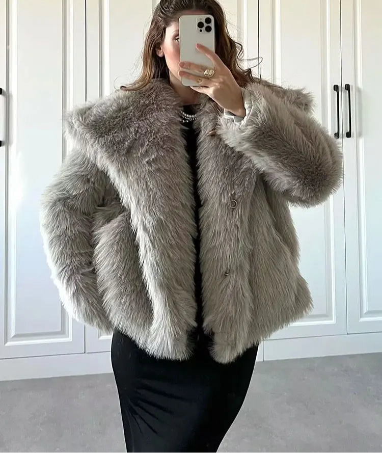 Kunstfelljacke mit weitem Schnitt & Gemütliches Fell