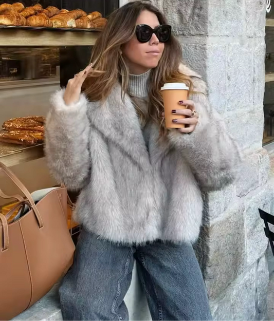 Kunstfelljacke mit weitem Schnitt & Gemütliches Fell