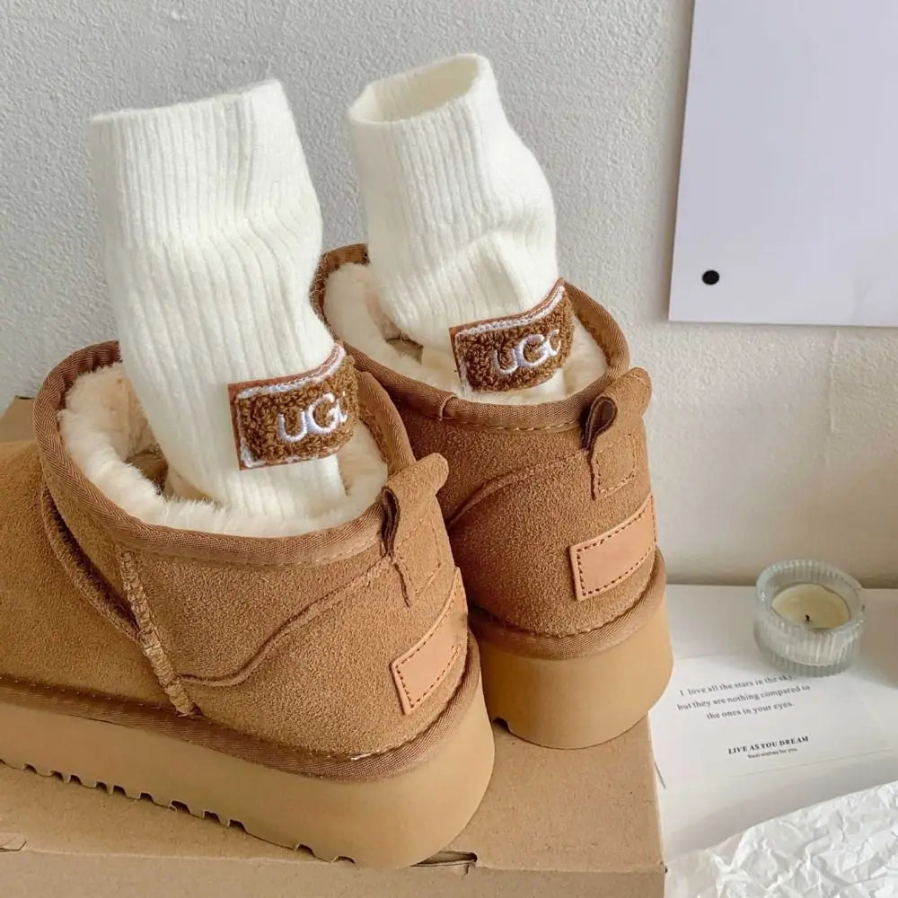 Cozy Comfort: Die Must-Have UG* Crew Socken für entspannte Tage