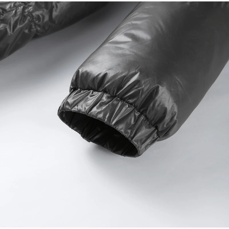 Fashion-Forward Wärme: Schokoladenbraune Pufferjacke mit figurbetonter Taille