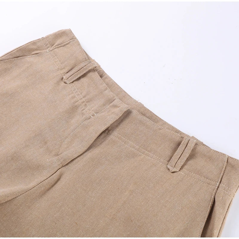 Chic & Crop: Business-Casual Leinen-Zweiteiler in Natur-Beige