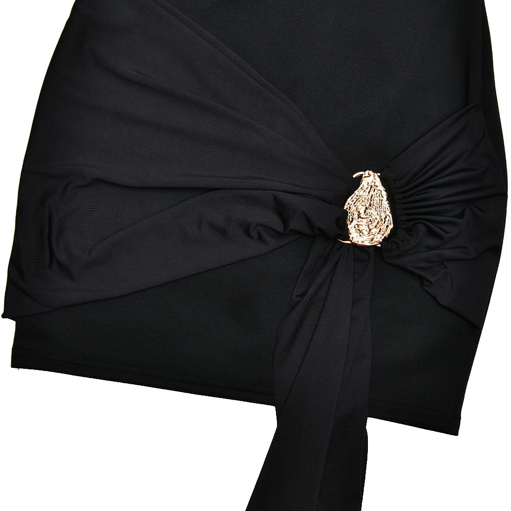 Damen Minikleid mit Schnalle dazu figurbetont