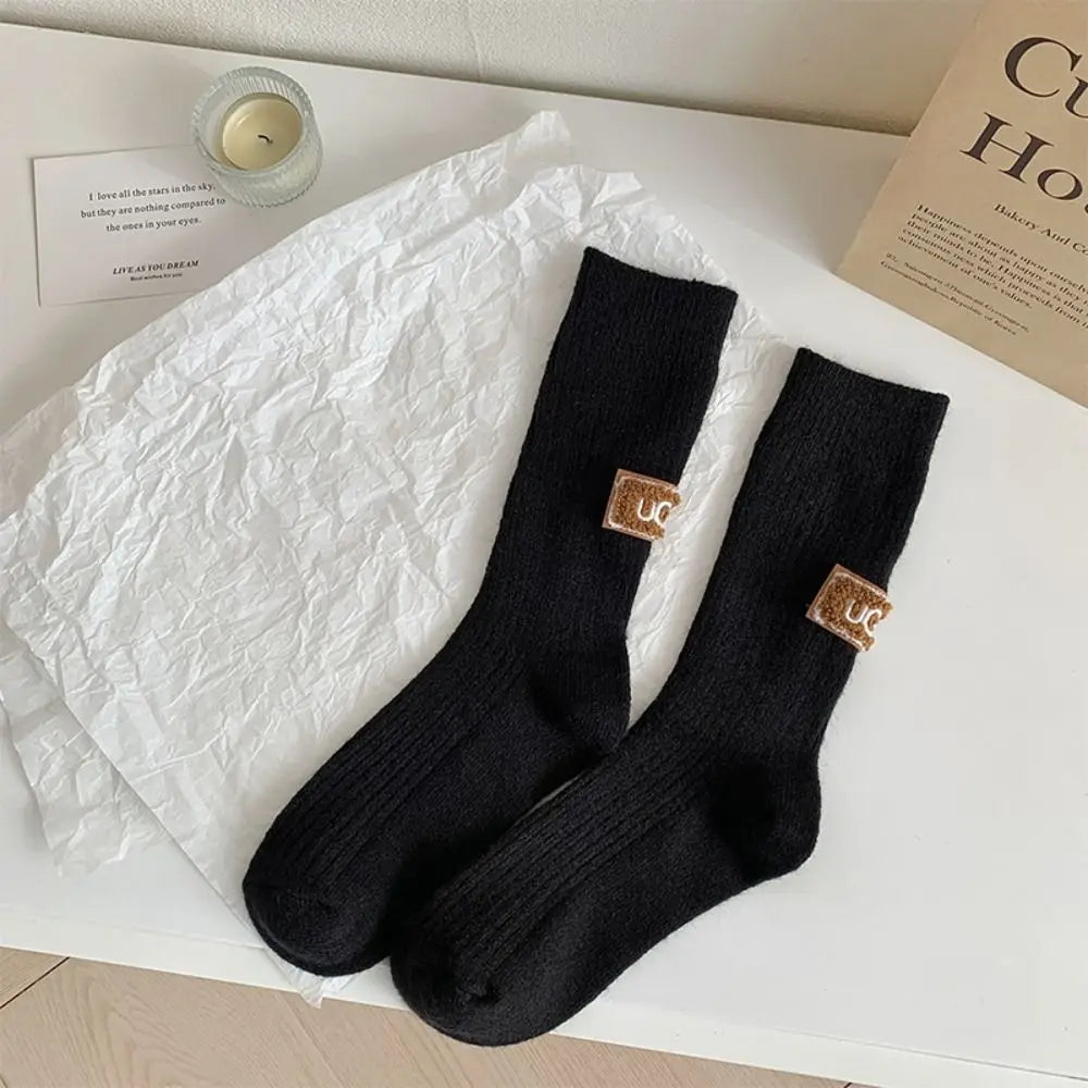 Cozy Comfort: Die Must-Have UG* Crew Socken für entspannte Tage