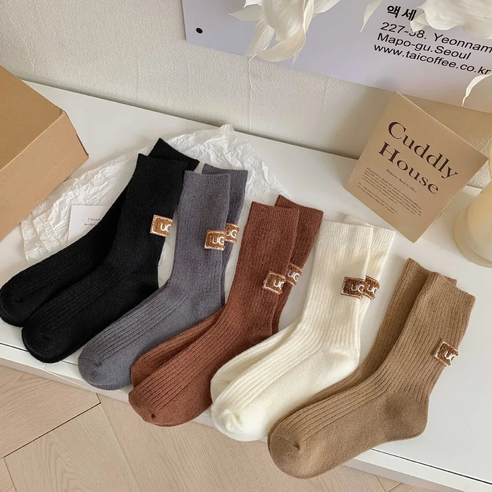 Cozy Comfort: Die Must-Have UG* Crew Socken für entspannte Tage