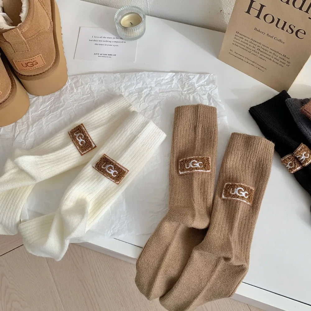 Cozy Comfort: Die Must-Have UG* Crew Socken für entspannte Tage