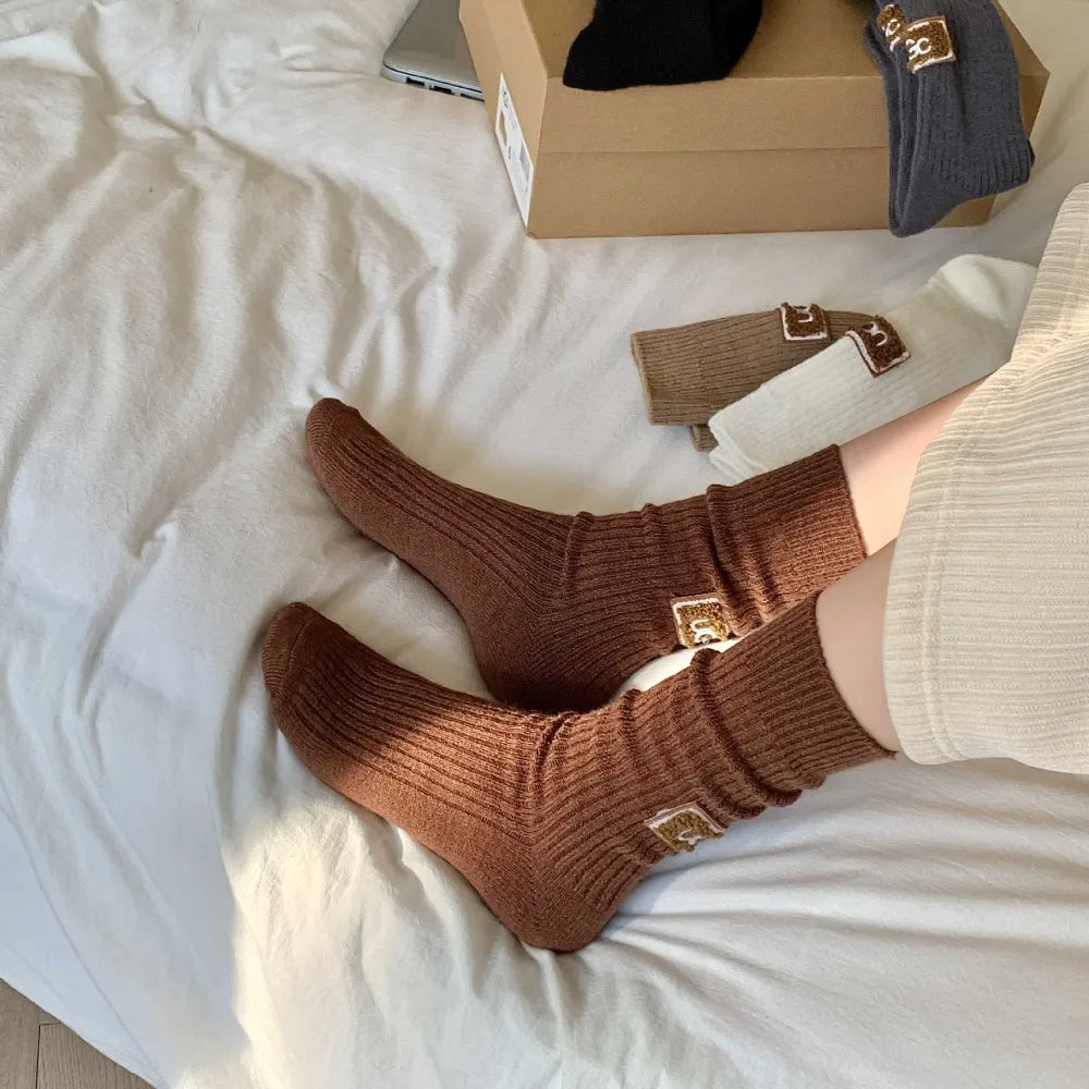 Cozy Comfort: Die Must-Have UG* Crew Socken für entspannte Tage