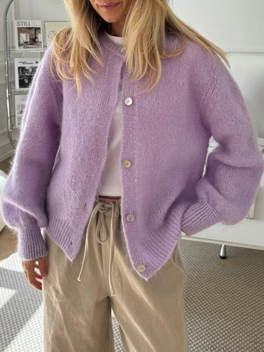 Eleganter Cardigan mit weisen Knöpfen
