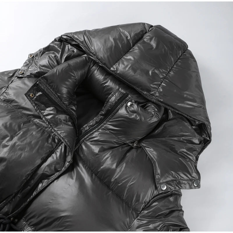 Fashion-Forward Wärme: Schokoladenbraune Pufferjacke mit figurbetonter Taille